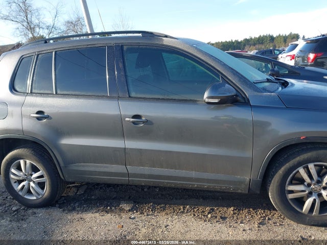 WVGBV7AX0GW001294 Volkswagen TIGUAN S