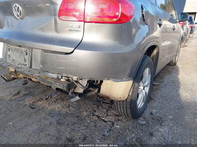 WVGBV7AX0GW001294 Volkswagen TIGUAN S