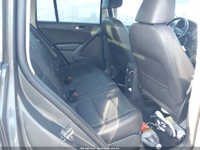 WVGBV7AX0GW001294 Volkswagen TIGUAN S