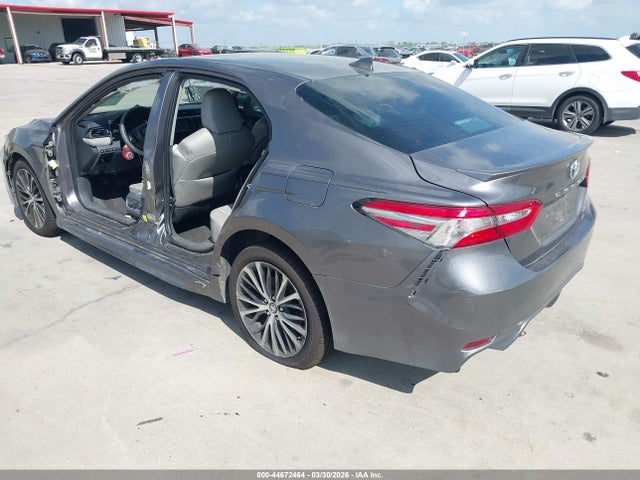 4T1B11HKXKU697203 Toyota CAMRY SE