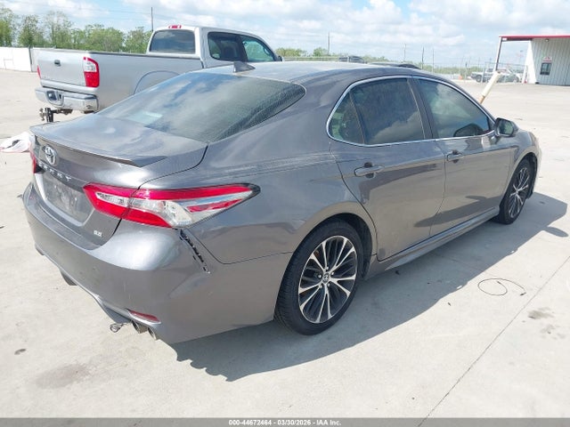 4T1B11HKXKU697203 Toyota CAMRY SE