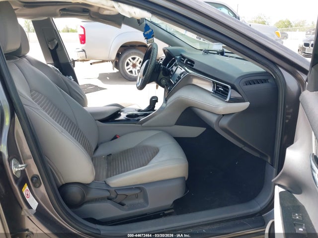 4T1B11HKXKU697203 Toyota CAMRY SE