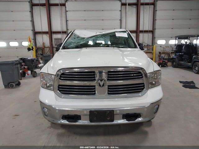 44672469 :رقم المزاد ، 1C6RR7GG5HS733600 vin ، 2017 Ram 1500 Big Horn  4x4 6'4 Box مزاد بيع