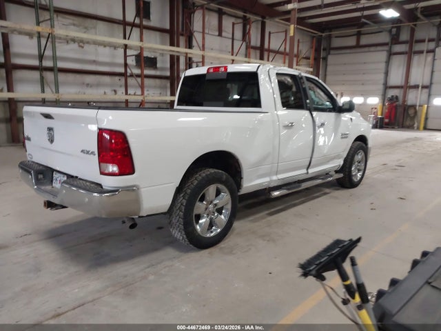 44672469 :رقم المزاد ، 1C6RR7GG5HS733600 vin ، 2017 Ram 1500 Big Horn  4x4 6'4 Box مزاد بيع