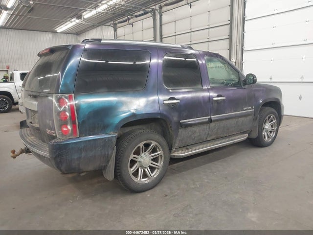 44672482 :رقم المزاد ، 1GKFK63838J135458 vin ، 2008 Gmc Yukon Denali مزاد بيع