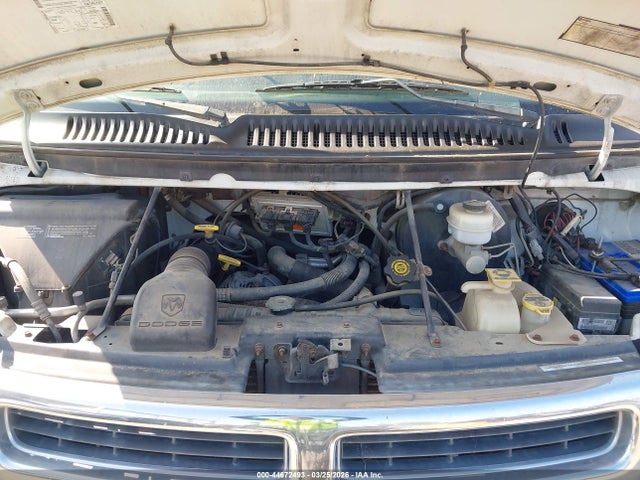 Продажа на аукционе авто 2002 Dodge Ram Van 2500 Conversion, vin: 2B7JB21Z72K123318, номер лота: 44672493
