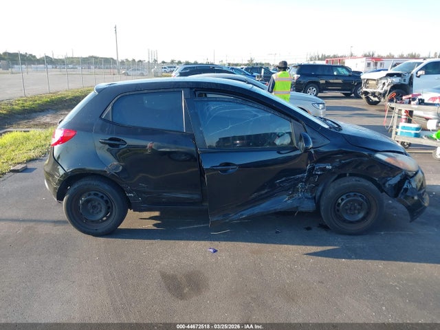 44672518 :رقم المزاد ، JM1DE1KY5D0169867 vin ، 2013 Mazda Mazda2 Sport مزاد بيع