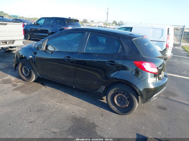 44672518 :رقم المزاد ، JM1DE1KY5D0169867 vin ، 2013 Mazda Mazda2 Sport مزاد بيع