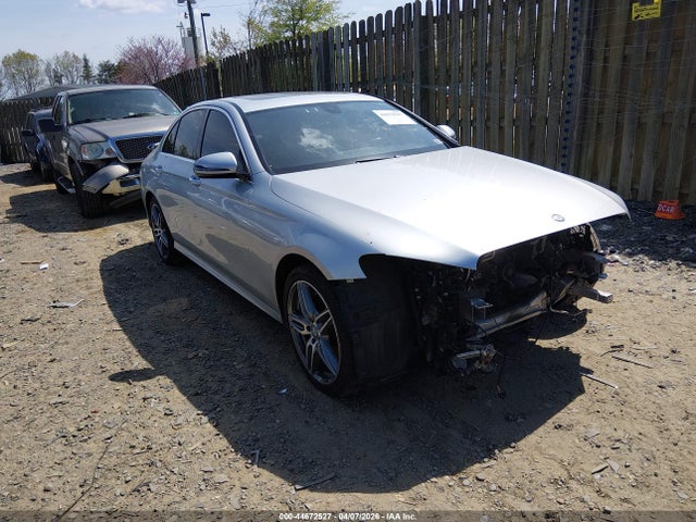 2017 MERCEDES-BENZ E 300 WDDZF4KB2HA054536