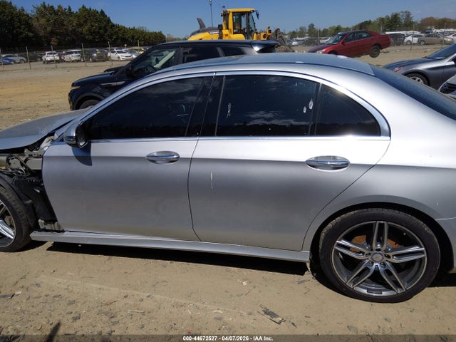 2017 Mercedes-benz E 300 4matic მანქანა იყიდება აუქციონზე, vin: WDDZF4KB2HA054536, აუქციონის ნომერი: 44672527
