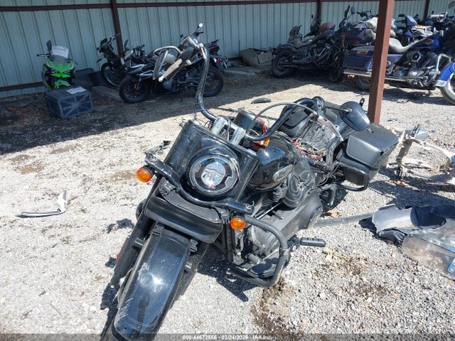 1HD1YBK13NB040615 Harley-Davidson FLHCS