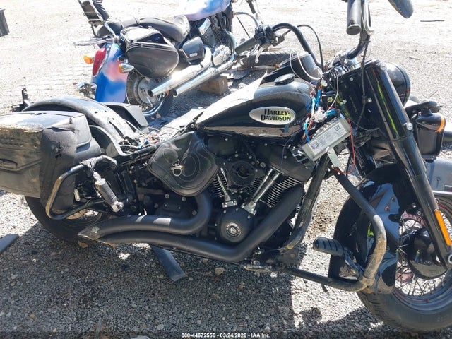 1HD1YBK13NB040615 Harley-Davidson FLHCS
