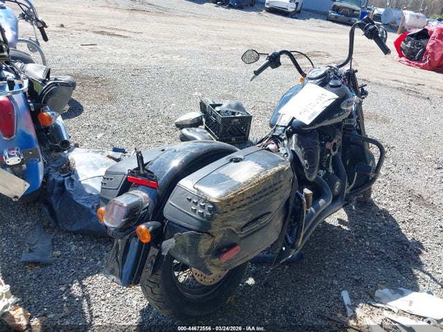 1HD1YBK13NB040615 Harley-Davidson FLHCS