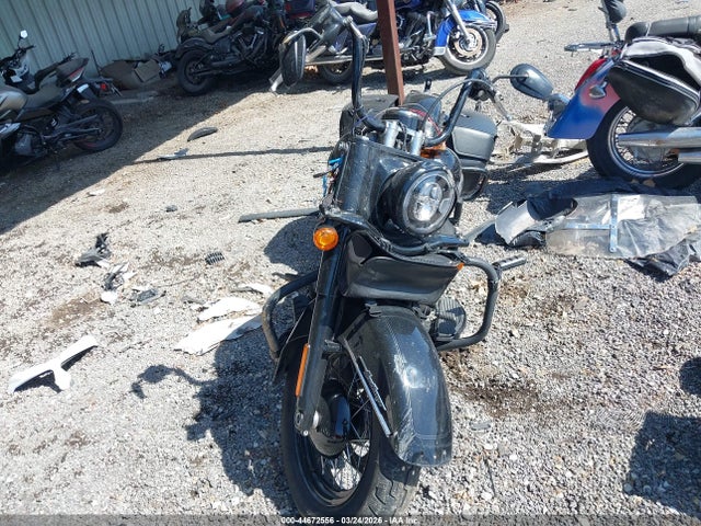 1HD1YBK13NB040615 Harley-Davidson FLHCS