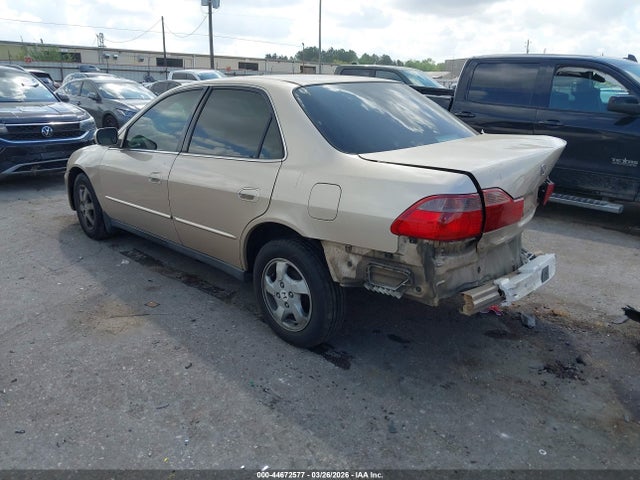 2000 HONDA ACCORD 1HGCG6697YA046045 Photo 2