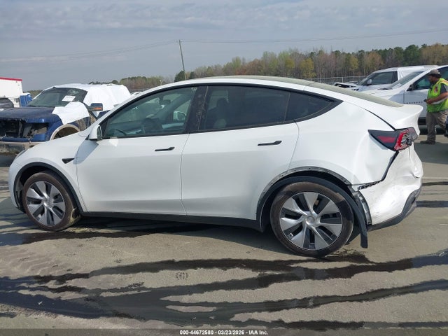 2023 Tesla Model Y Awd/long Range Dual Motor All-wheel Drive მანქანა იყიდება აუქციონზე, vin: 7SAYGDEE8PF771086, აუქციონის ნომერი: 44672580