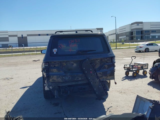 1C4SJVFP4RS110249 Jeep Grand Wagoneer Series Ii 4x4
