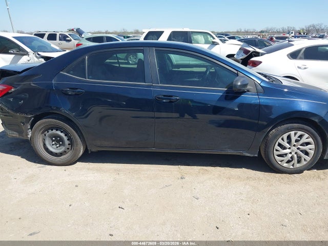 Auction sale of the 2018 Toyota Corolla Le, vin: 5YFBURHE4JP778522, lot number: 44672609