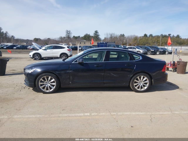 Продажа на аукционе авто 2017 Volvo S90 T6 Momentum, vin: YV1A22MK1H1004516, номер лота: 44672623
