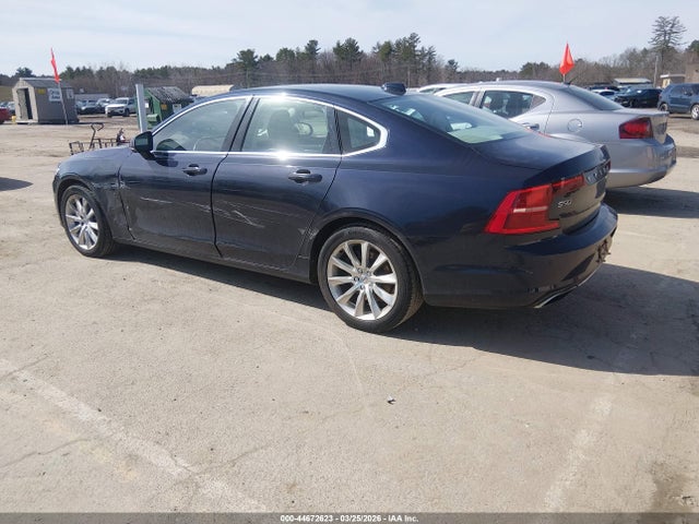 Продажа на аукционе авто 2017 Volvo S90 T6 Momentum, vin: YV1A22MK1H1004516, номер лота: 44672623