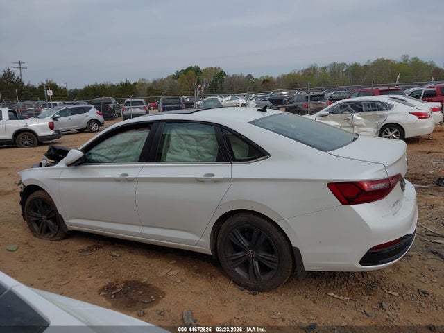 44672625 :رقم المزاد ، 3VW7M7BU8NM002690 vin ، 2022 Volkswagen Jetta 1.5t Se مزاد بيع