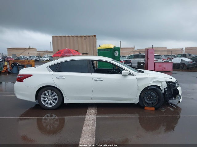 Nissan Altima 2.5 S 2018 1N4AL3AP1JC128732 Image 13