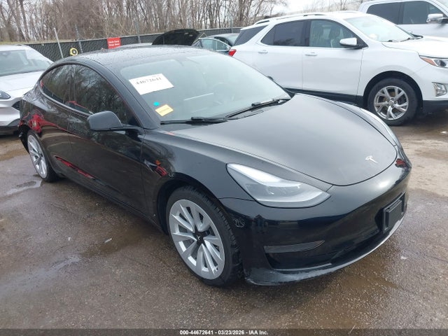 44672641 :رقم المزاد ، 5YJ3E1EA8NF142935 vin ، 2022 Tesla Model 3 Rear-wheel Drive مزاد بيع