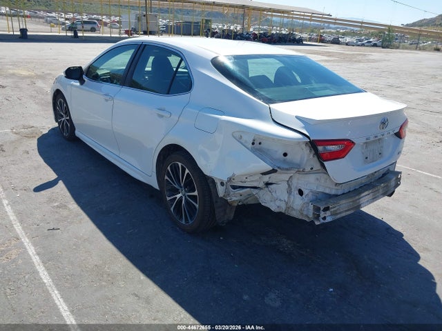 4T1B11HK4JU122092 Toyota CAMRY SE