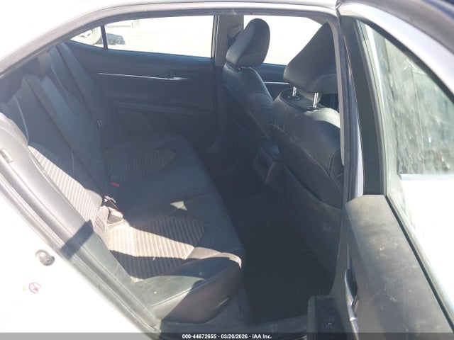 4T1B11HK4JU122092 Toyota CAMRY SE