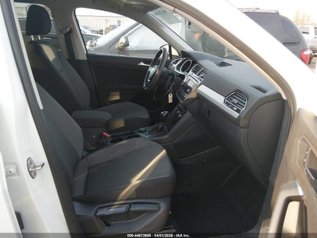 Продаж на аукціоні авто 2019 Volkswagen Tiguan 2.0t S, vin: 3VV0B7AX6KM089458, номер лоту: 44672656