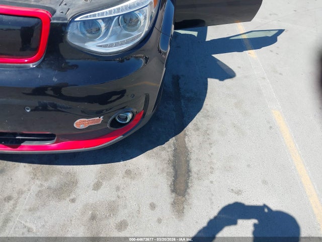 KNDJX3AE5G7017891 KIA Soul Ev +