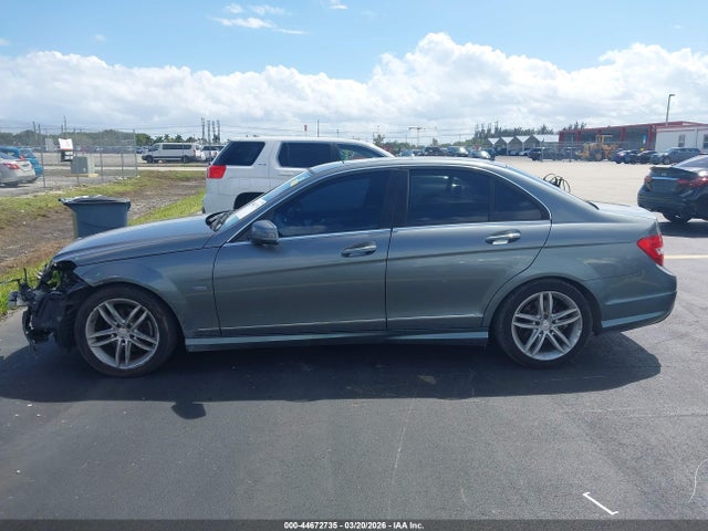 Aukcja sprzedaży 2012 Mercedes-benz C 250 Luxury/sport, vin: WDDGF4HB1CA649725, numer aukcji: 44672735