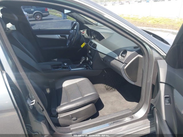 Aukcja sprzedaży 2012 Mercedes-benz C 250 Luxury/sport, vin: WDDGF4HB1CA649725, numer aukcji: 44672735