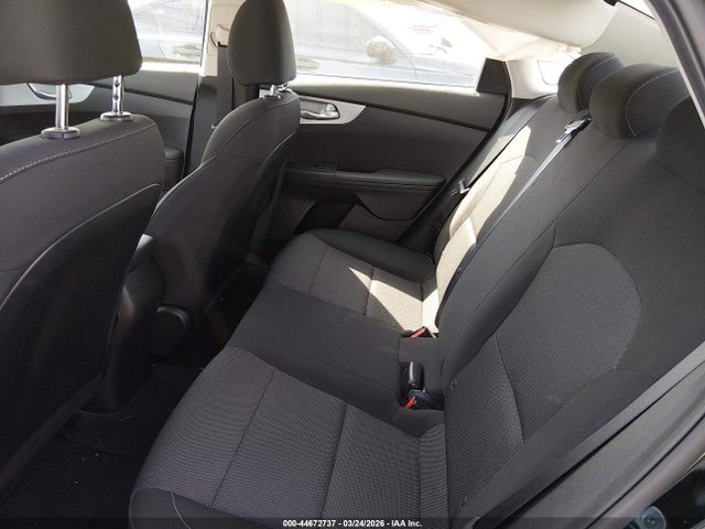 KIA FORTE LX 2023 3KPF24AD4PE636810 Image 8