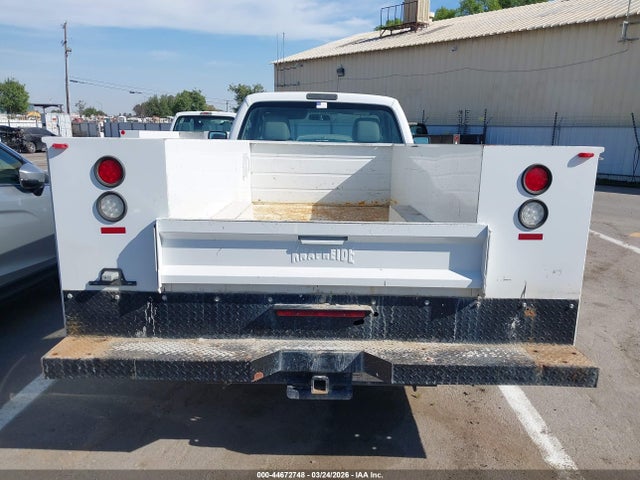 Ford F-350 Chassis Xl 2016 1FDRF3G61GEC86662 Image 21