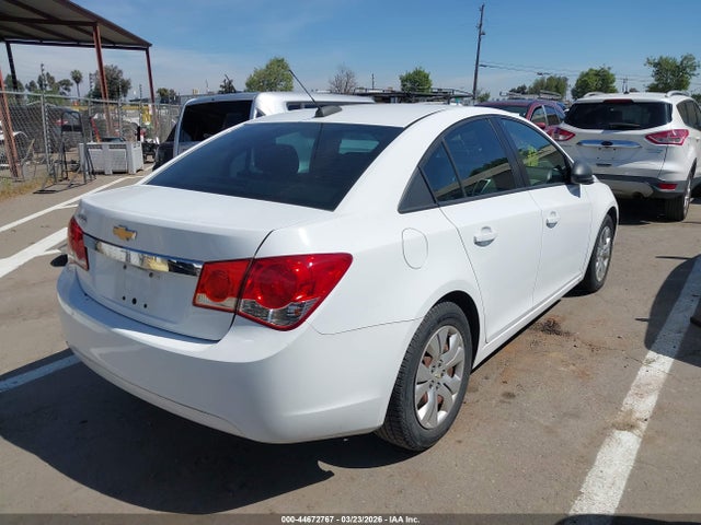 1G1PC5SG8G7207646 Chevrolet Cruze Limited Ls Auto