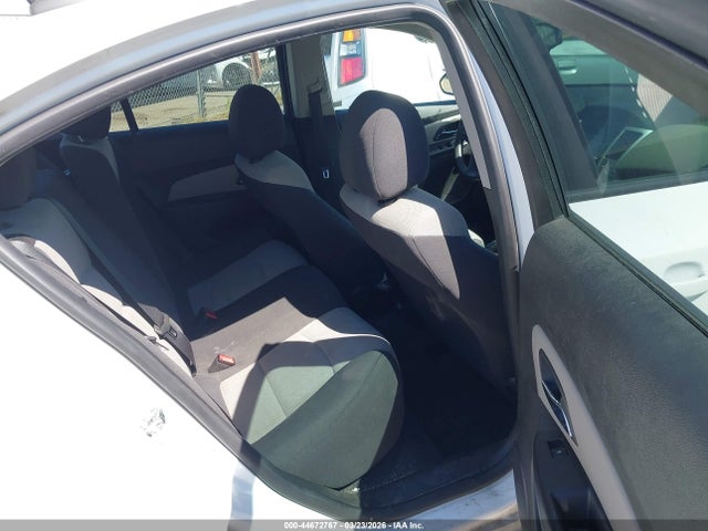1G1PC5SG8G7207646 Chevrolet Cruze Limited Ls Auto