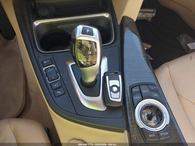 2013 Bmw 328i მანქანა იყიდება აუქციონზე, vin: WBA3C1C51DF437989, აუქციონის ნომერი: 44672772
