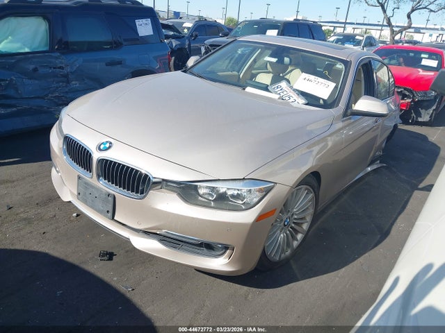 2013 Bmw 328i მანქანა იყიდება აუქციონზე, vin: WBA3C1C51DF437989, აუქციონის ნომერი: 44672772