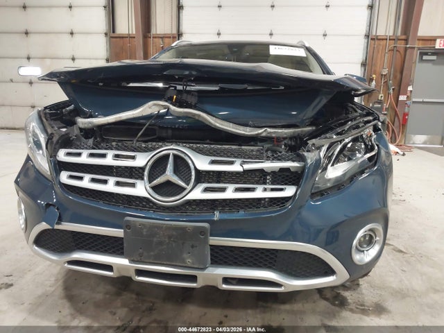 44672823 :رقم المزاد ، WDCTG4GB7KJ649082 vin ، 2019 Mercedes-benz Gla 250 4matic مزاد بيع