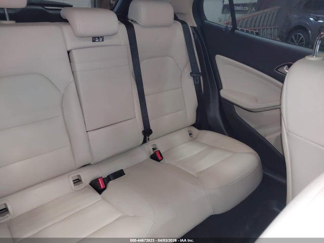 44672823 :رقم المزاد ، WDCTG4GB7KJ649082 vin ، 2019 Mercedes-benz Gla 250 4matic مزاد بيع