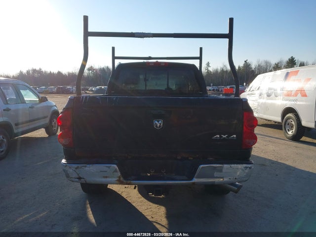 44672828 :رقم المزاد ، 1D7HU18247J601537 vin ، 2007 Dodge Ram 1500 Slt/trx4 Off Road/sport مزاد بيع
