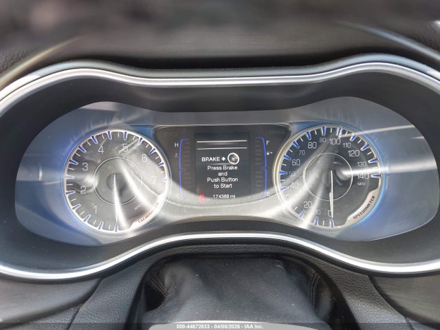 Продажа на аукционе авто 2015 Chrysler 200 Limited, vin: 1C3CCCABXFN555172, номер лота: 44672833