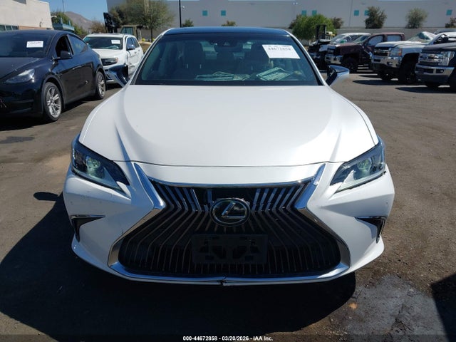 44672858 :رقم المزاد ، 58ABZ1B11KU008487 vin ، 2019 Lexus Es 350 مزاد بيع