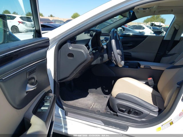 44672858 :رقم المزاد ، 58ABZ1B11KU008487 vin ، 2019 Lexus Es 350 مزاد بيع