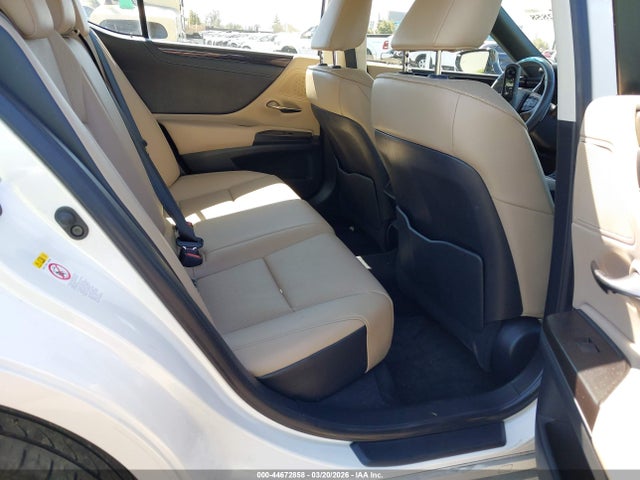 44672858 :رقم المزاد ، 58ABZ1B11KU008487 vin ، 2019 Lexus Es 350 مزاد بيع