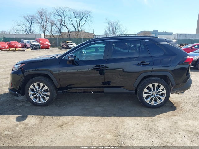 Toyota Rav4 Xle Premium 2025 2T3A1RFV4SC573475 Image 14