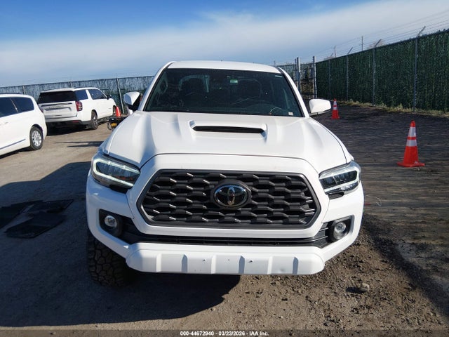Продажа на аукционе авто 2022 Toyota Tacoma Trd Sport, vin: 3TMCZ5AN7NM475322, номер лота: 44672940