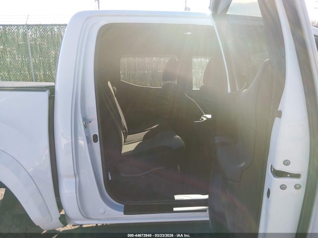 Продажа на аукционе авто 2022 Toyota Tacoma Trd Sport, vin: 3TMCZ5AN7NM475322, номер лота: 44672940