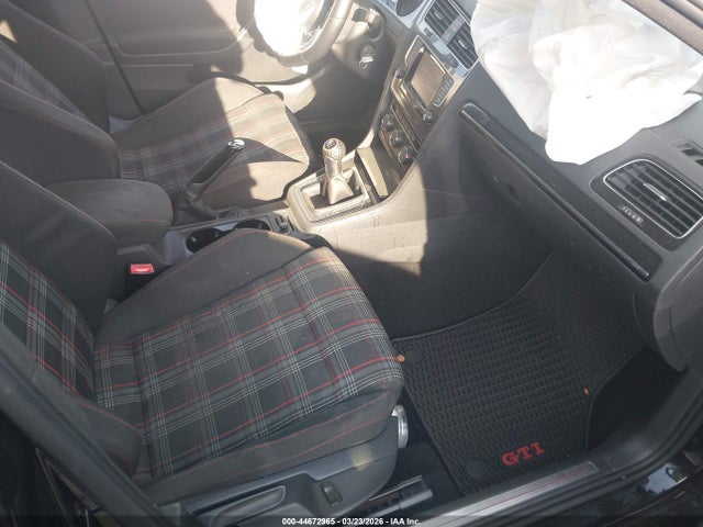 2015 VOLKSWAGEN GOLF GTI 3VW5T7AU1FM015312 Photo 4